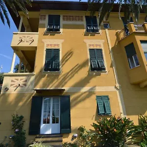 https://villa-margherita.hotelitalianriviera.com