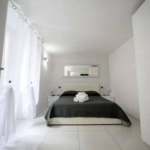 https://live-naples.hotels-amalfi.com